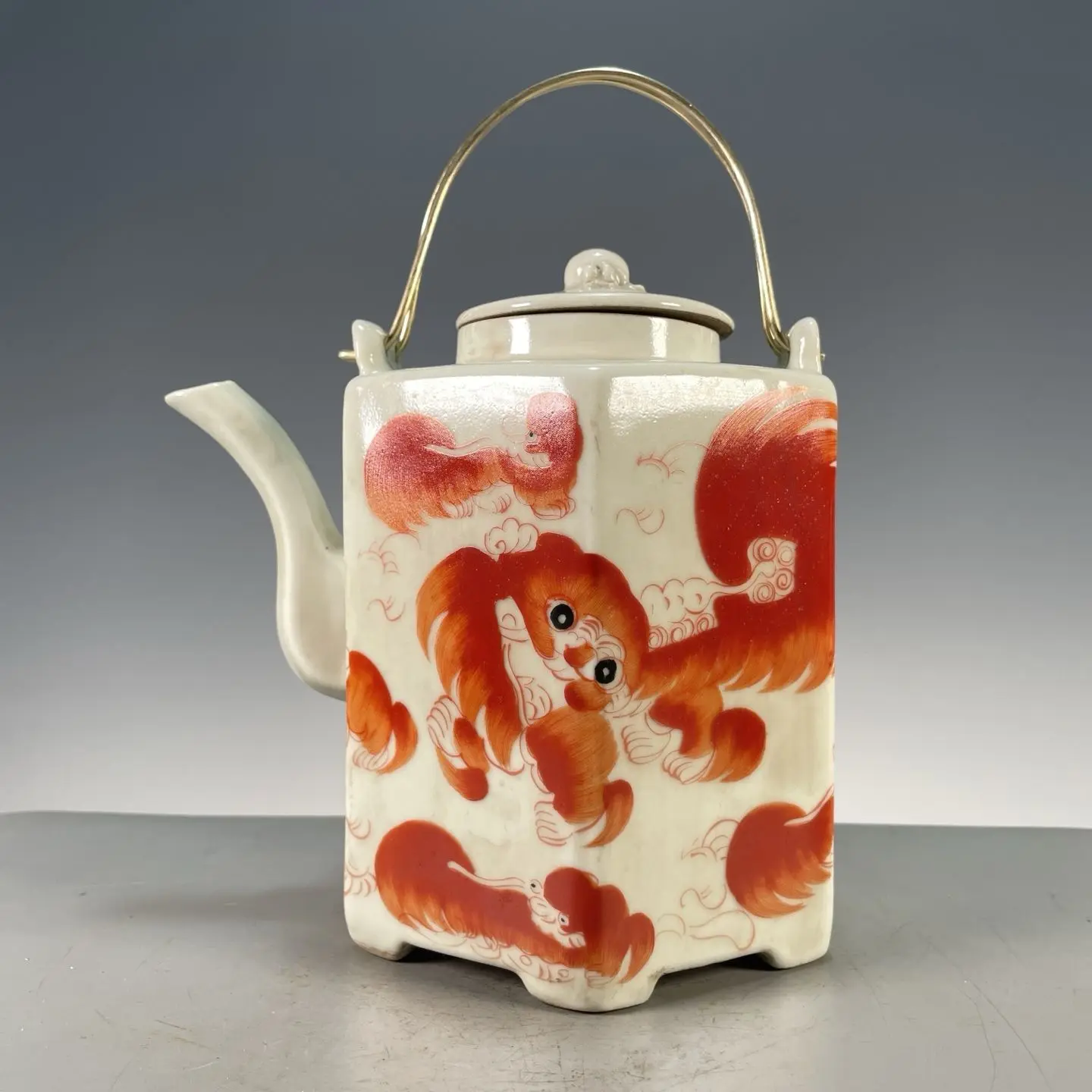 ヴィンテージ六角形ベイリフティーポット手描き鉄製赤い太士シャ - Vintage Collectible Pottery のレビューと価格