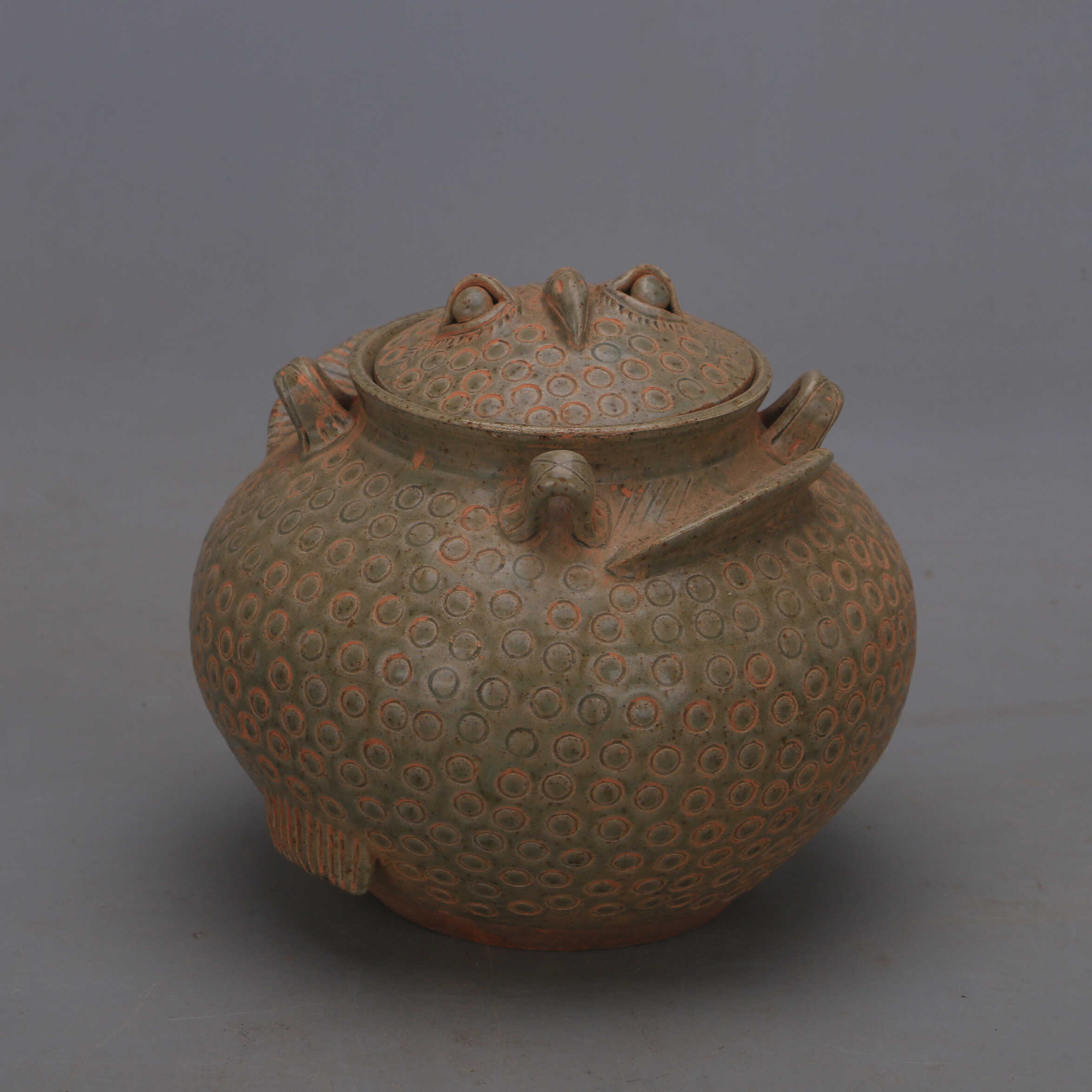 唐時代の越州陶器の青磁壺、考古学的スタイル、中国のヴィンテー - Vintage Collectible Pottery のレビューと価格